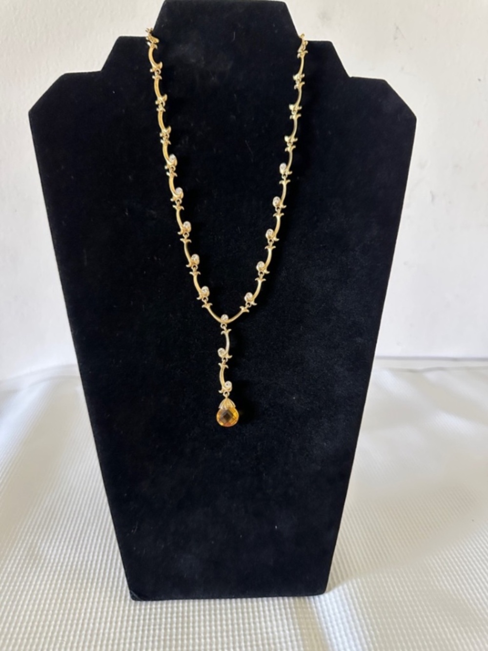 Gold-Tone Pendant Necklace with Amber Teardrop